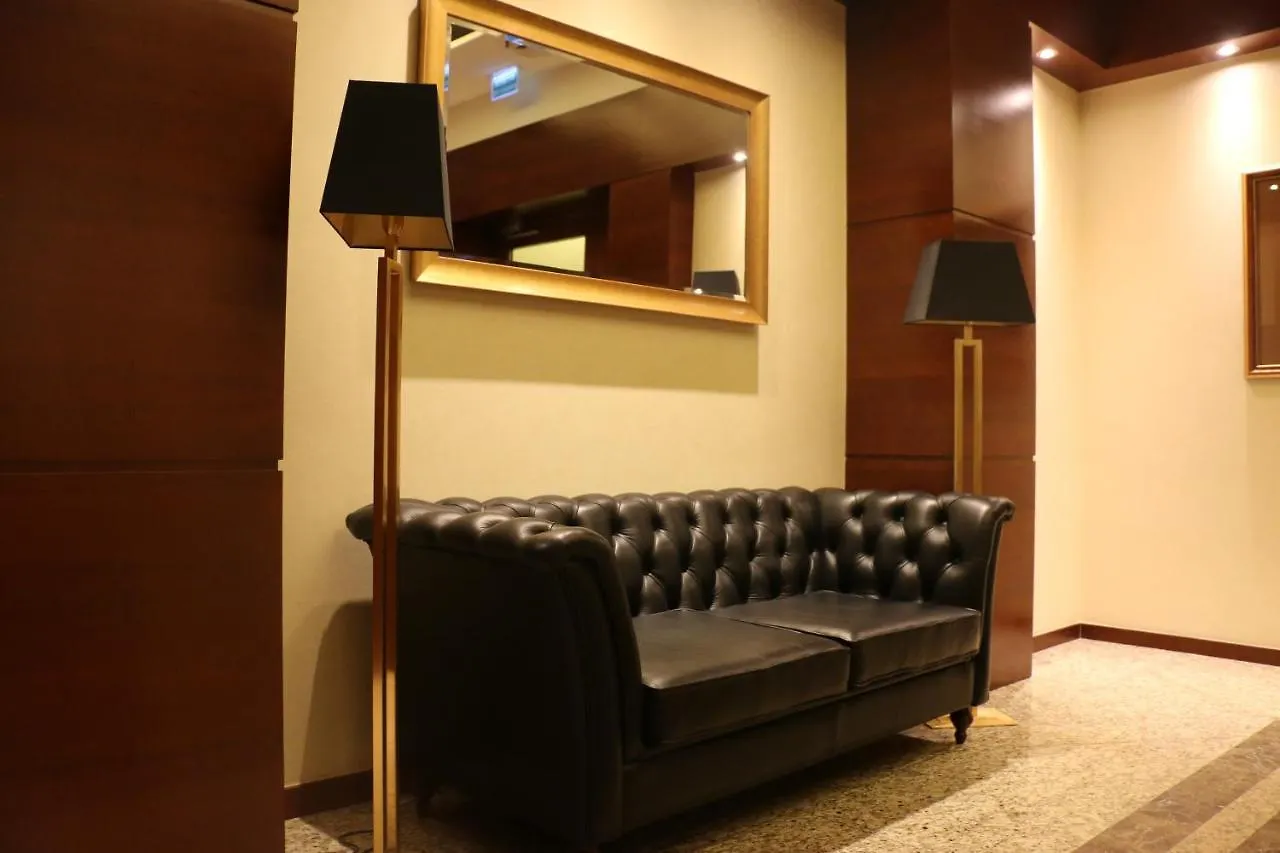 Main Street Apartments - Atelier Residence Warszawa